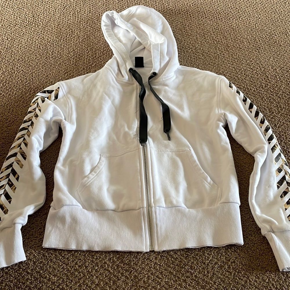Style Reform Women’s White Zip Up Arrow & Stripe Hoodie Sweatshirt